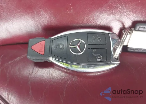 2015 Mercedes-Benz Slk 250 z USA, uszkodzony, nr VIN WDDPK4HA5FF099620